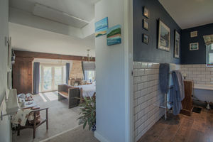 Photo 24- click for photo gallery